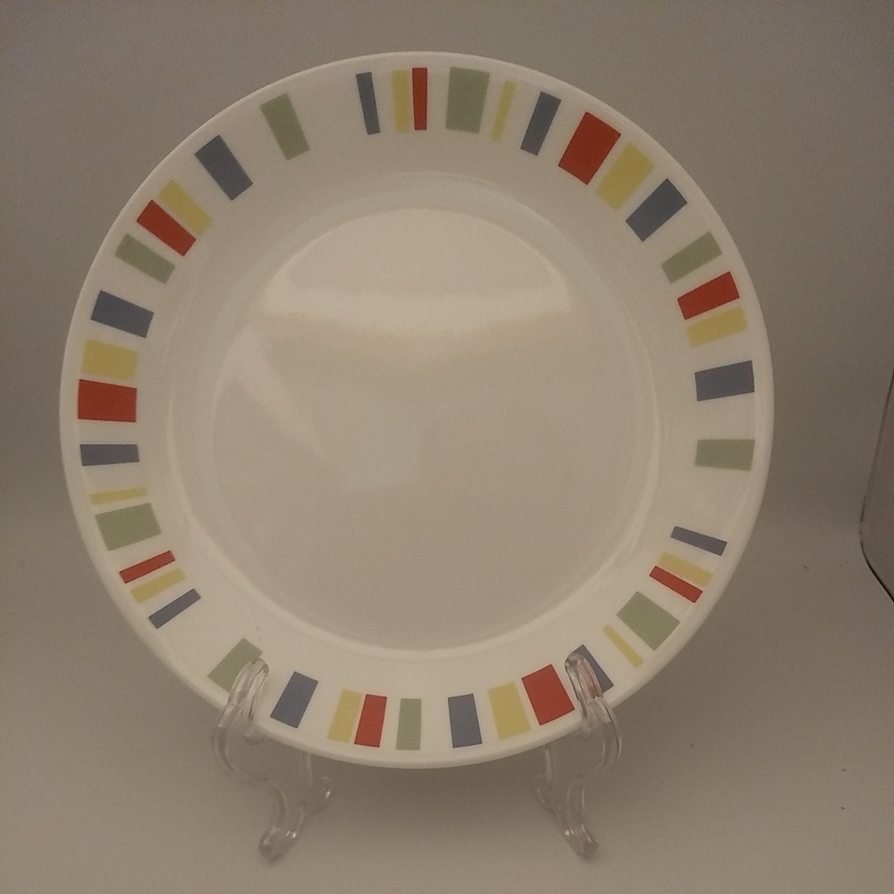 MEMPHIS Corelle Dinner Plate 10-1/4" Bars Design